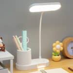 מנורת שולחן LED עם מעמד לעטים ותאורת לילה T3 - ראש אובלי